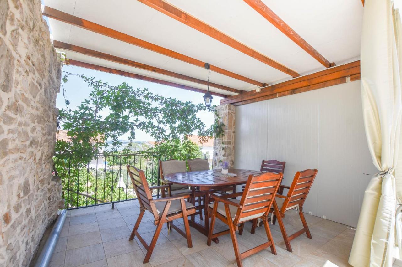 Ugrinici Apartments Tarragon מראה חיצוני תמונה