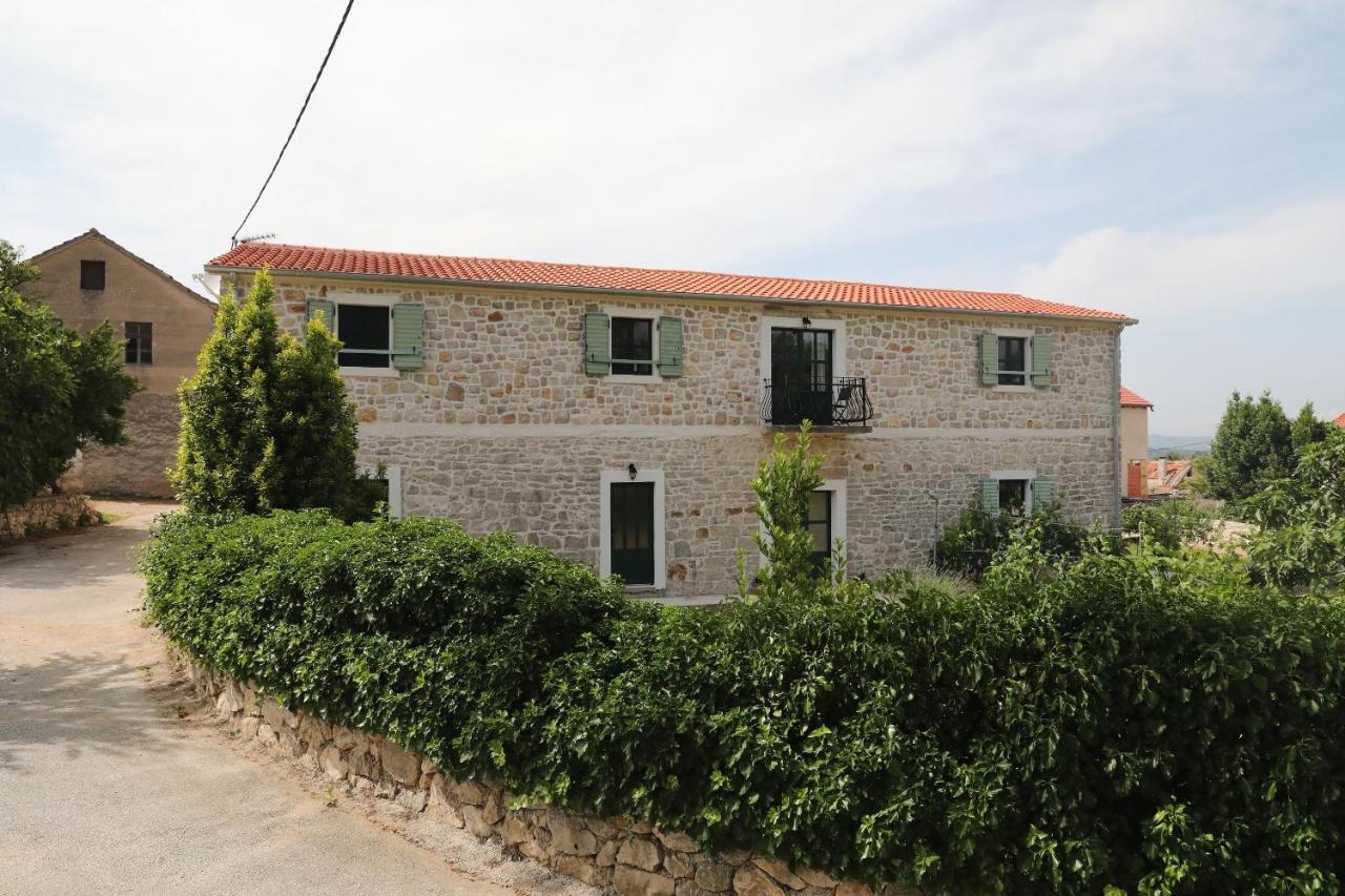 Ugrinici Apartments Tarragon מראה חיצוני תמונה
