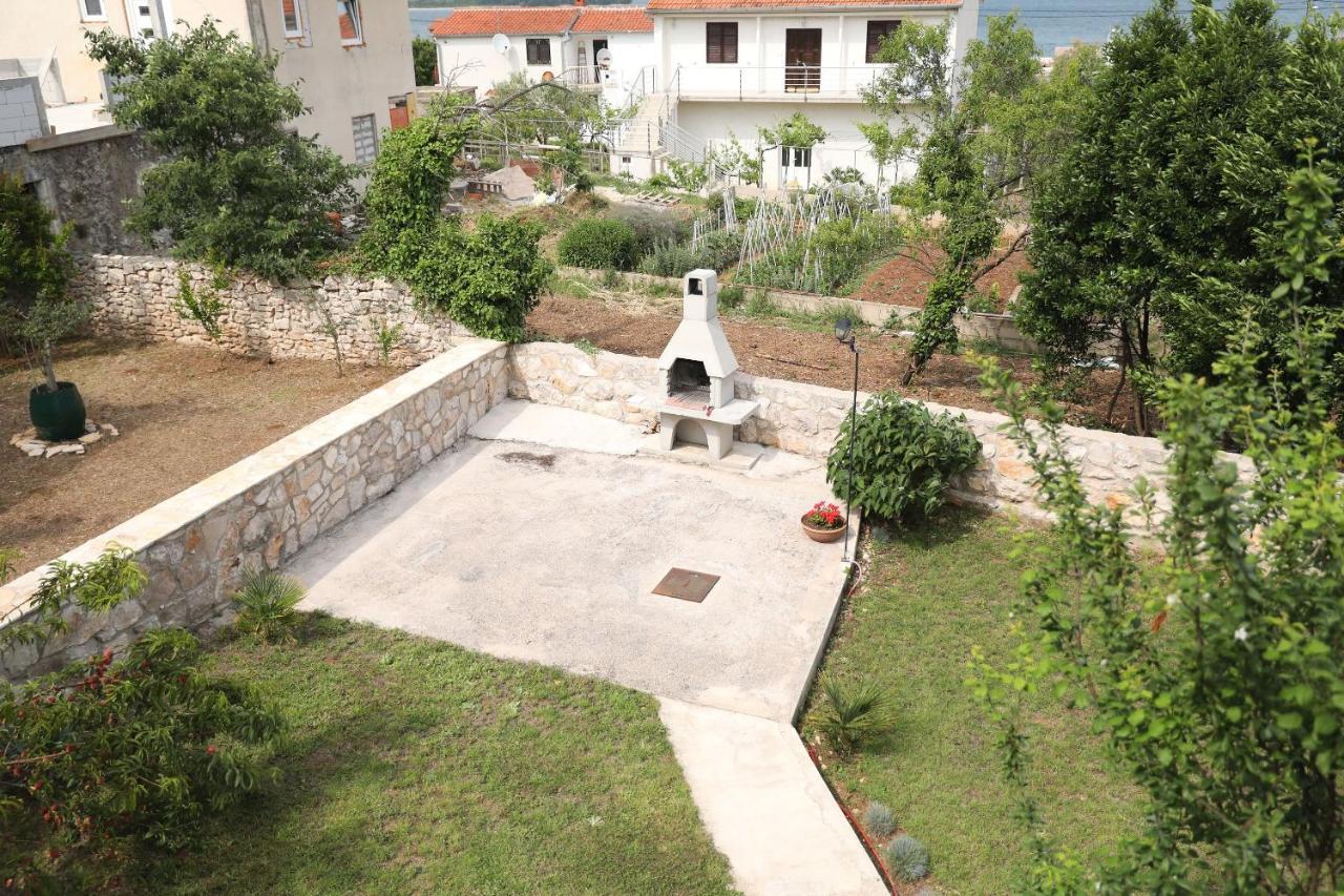 Ugrinici Apartments Tarragon מראה חיצוני תמונה